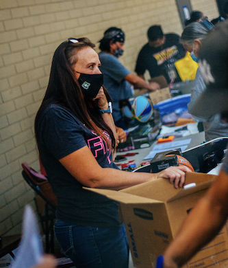 WSARC Distributes 100 Cleaning Kits at Summer Jam